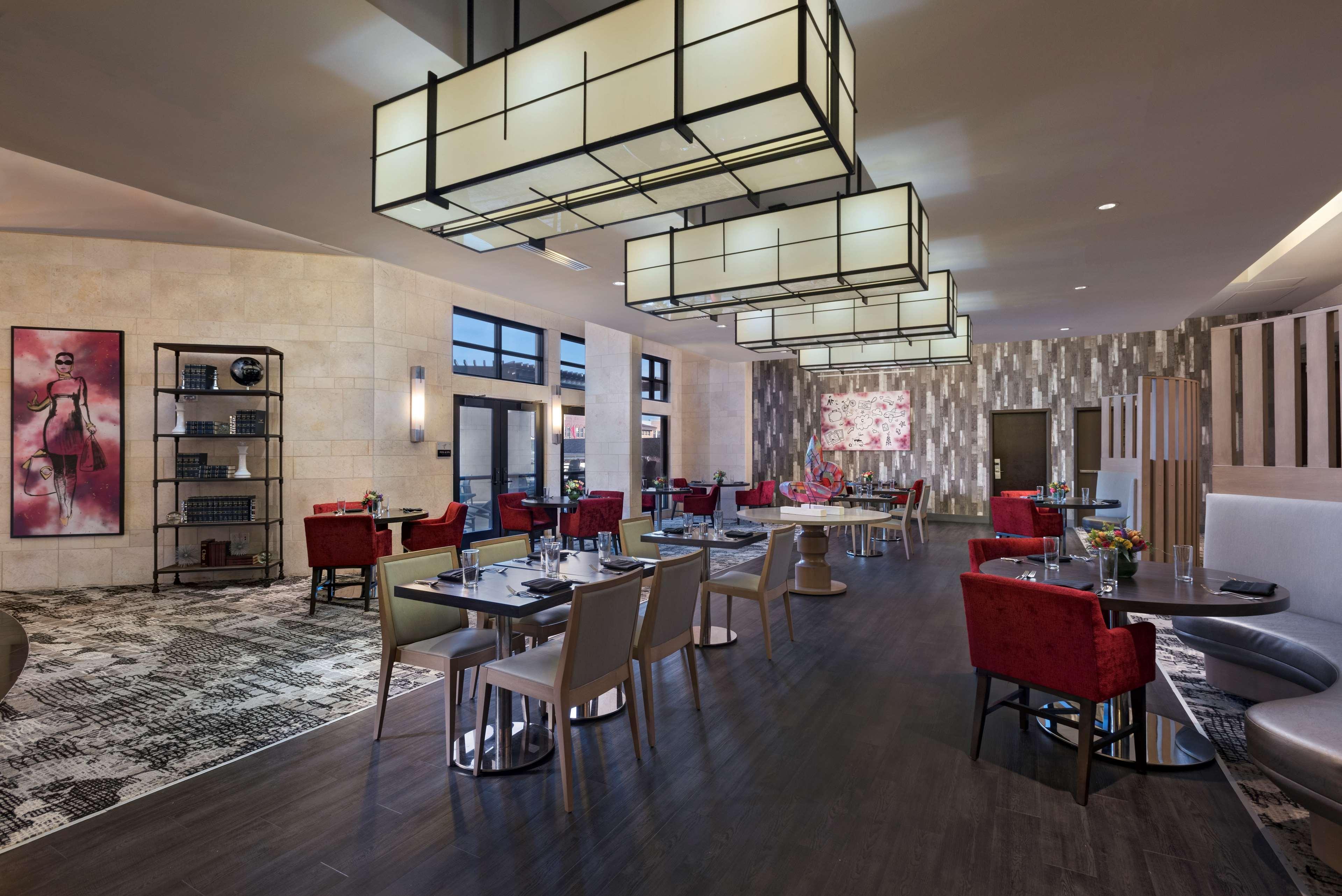 Hotel Hyatt Centric The Woodlands Extérieur photo