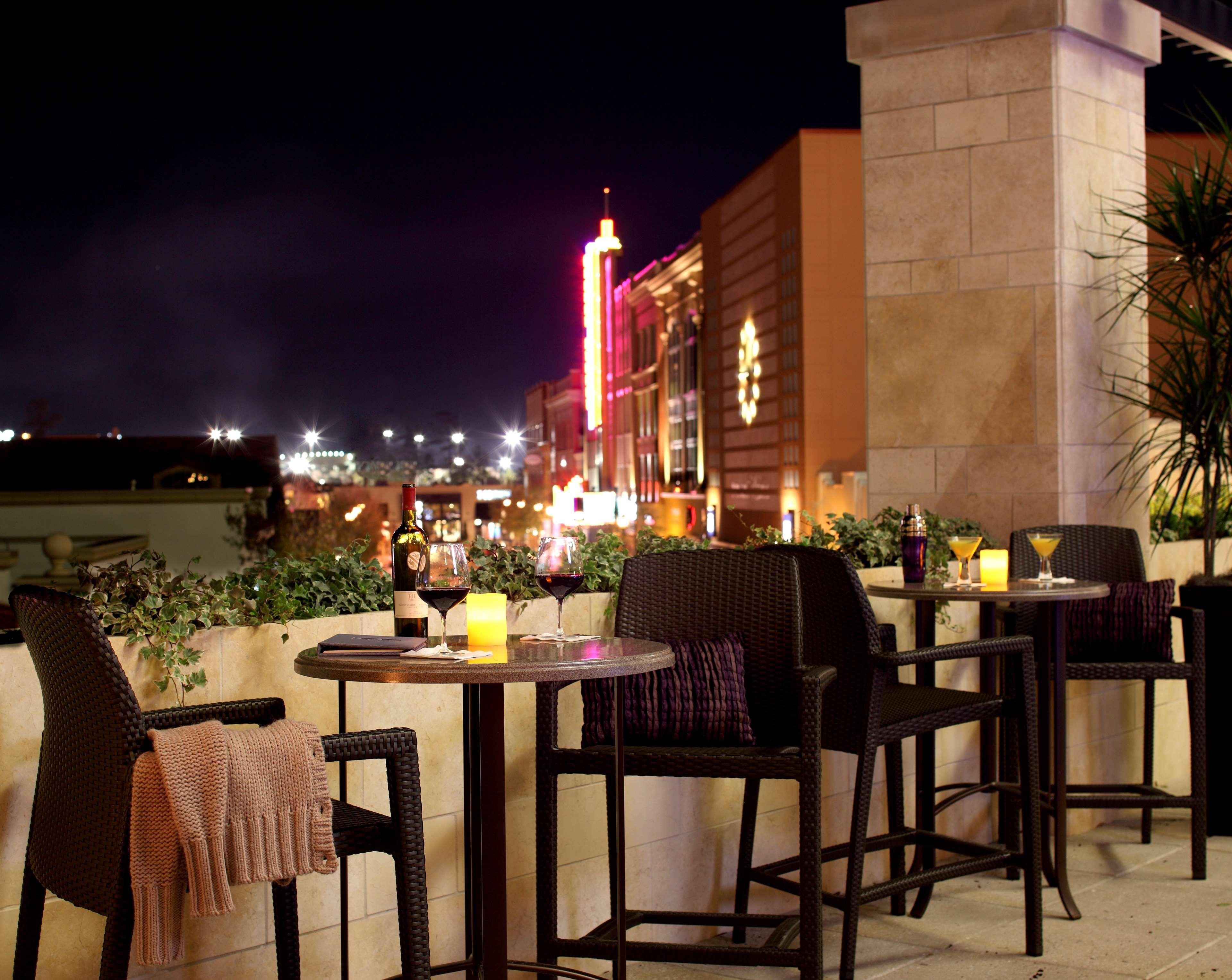 Hotel Hyatt Centric The Woodlands Extérieur photo