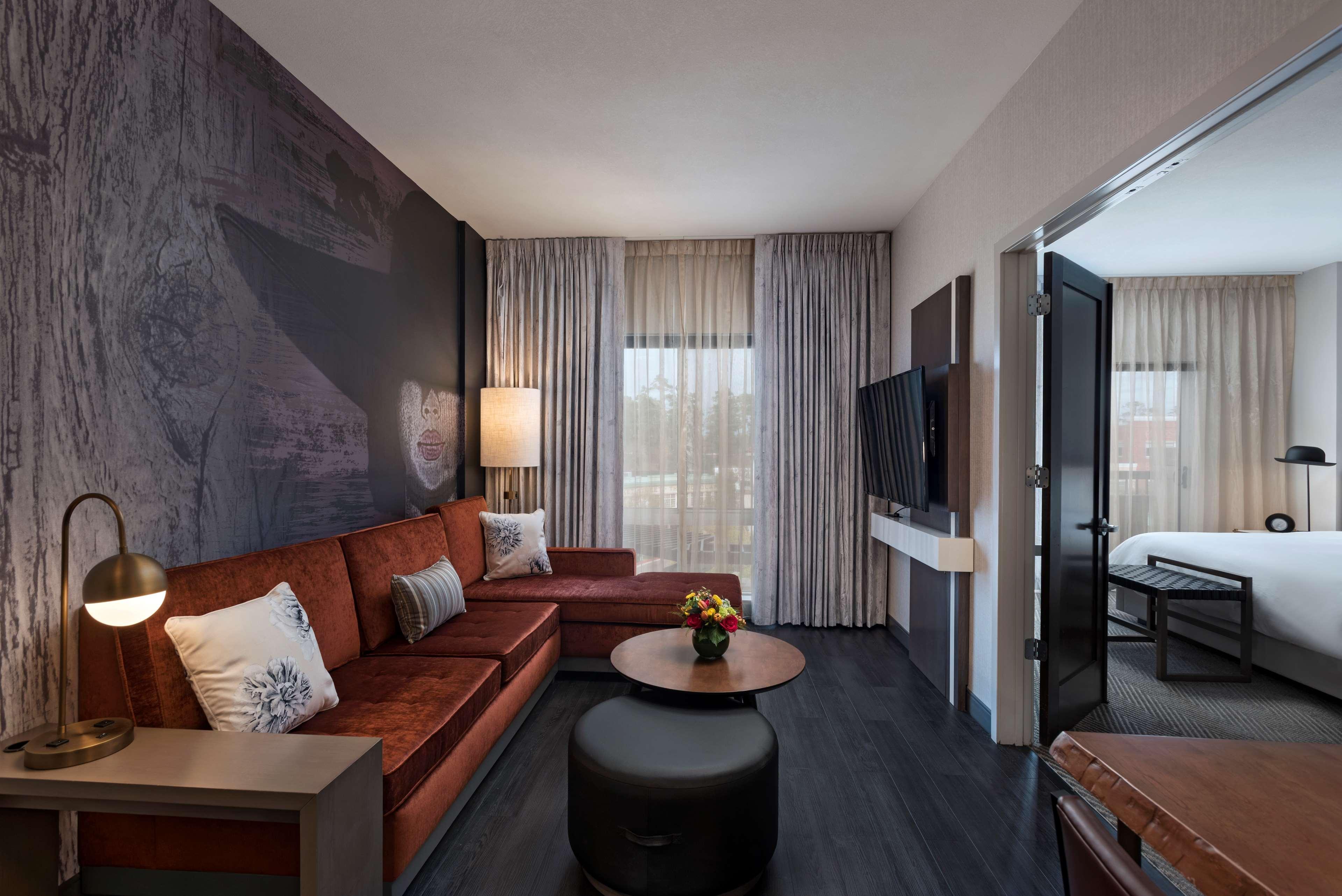 Hotel Hyatt Centric The Woodlands Extérieur photo